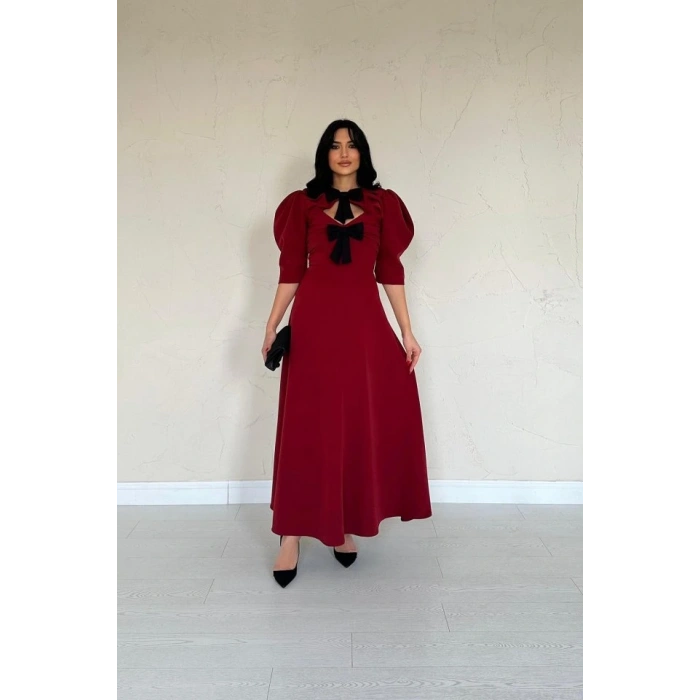 Bordo Ön Dekolteli Fiyonk Garnili Uzun Elbise