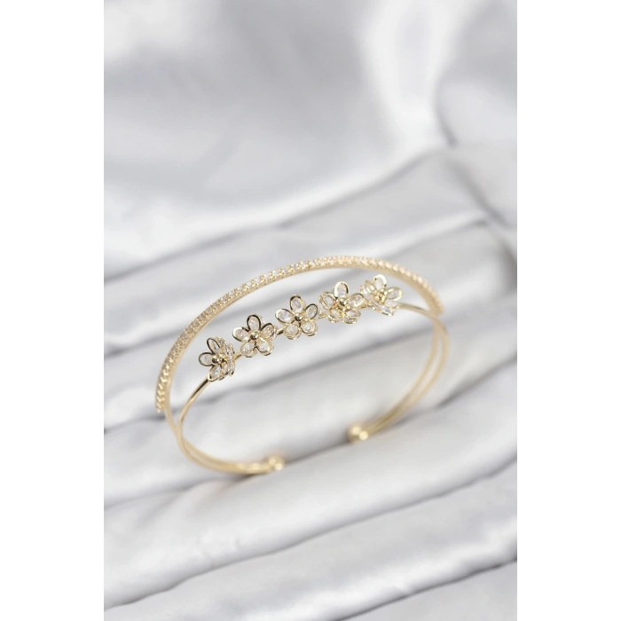 Çiçek Model Pirinç Gold Renk Kadın Bileklik