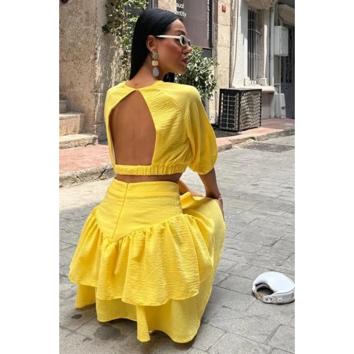 Crop Bluz Ve Kat Kat Etekli Takım 10207