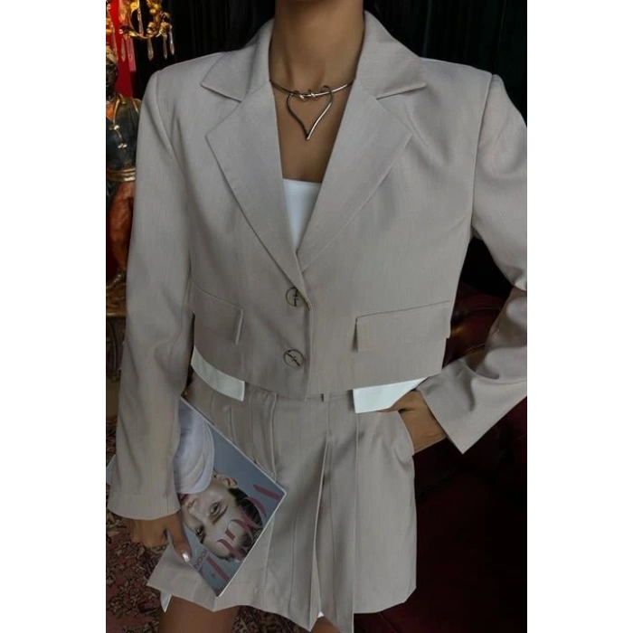 Crop Ceketli Ve Pile Etekli Garnili Takım 10111