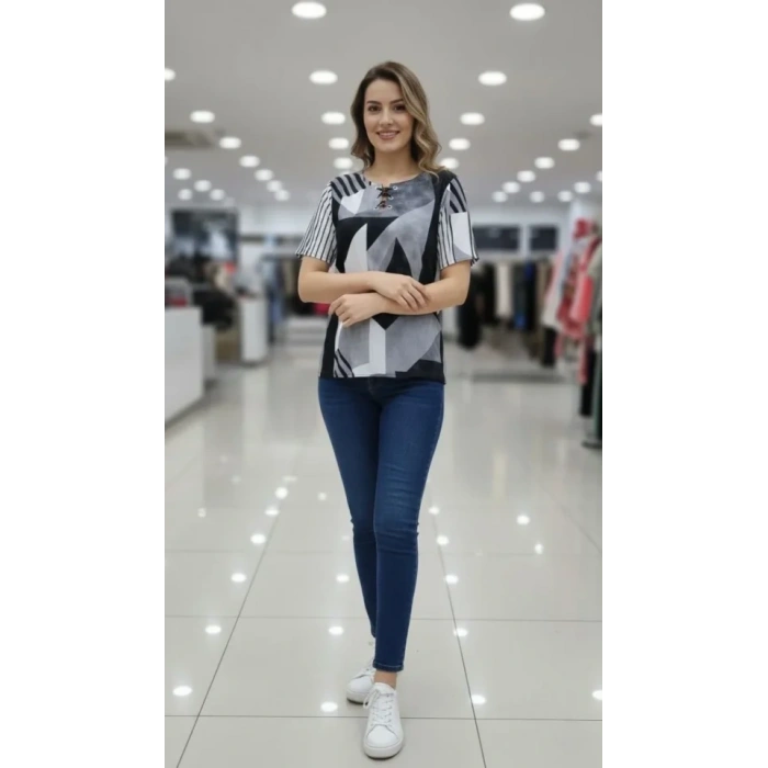 Desenli Püsküllü Viskon Bluz Bebe Yaka Kısa Kollu Big Size Rahat Kesim  Desenli