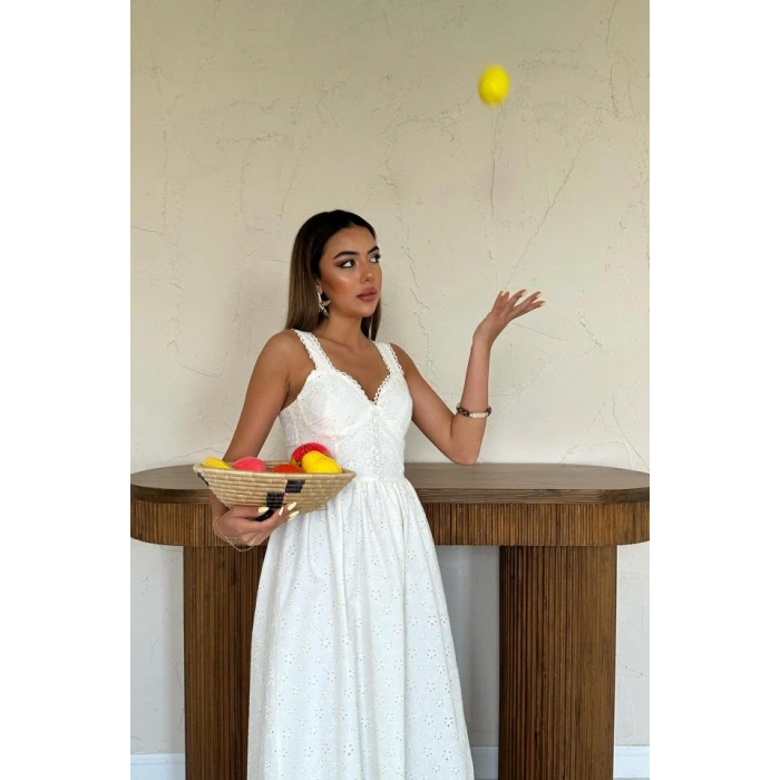 Ekru Dantel Detaylı Askılı Elbise