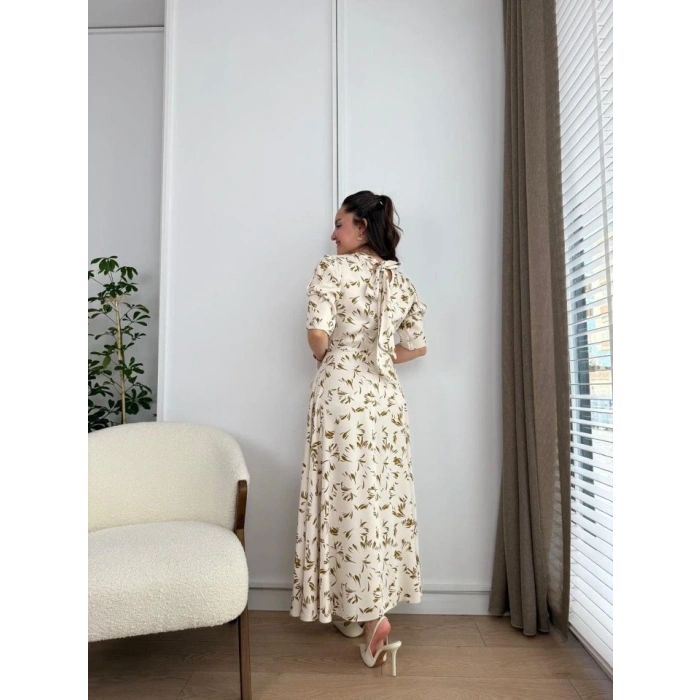 Ekru Yakası Bağlama Detaylı Elbise