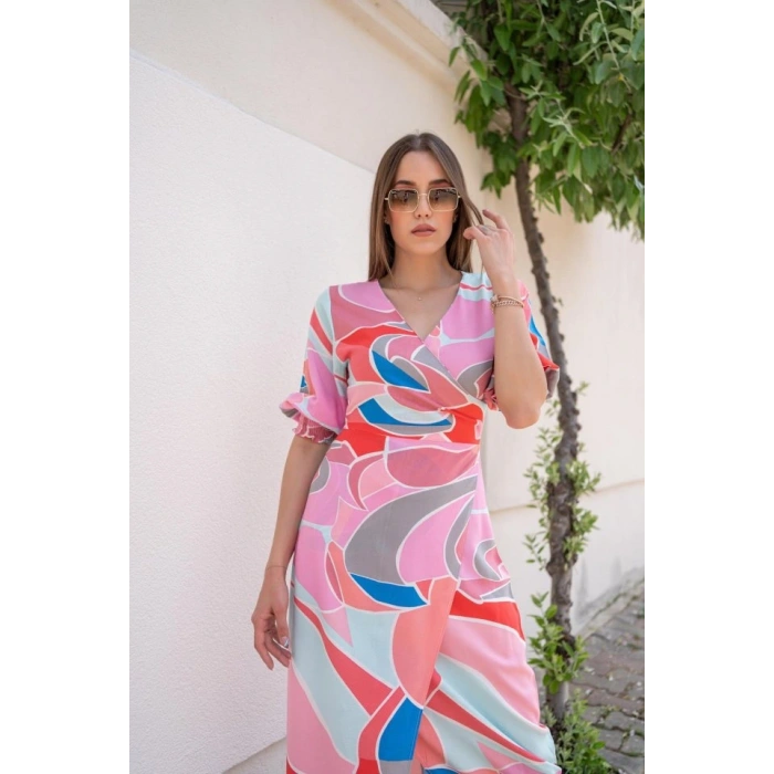 Fuşya Desenli Yırtmaçlı Elbise