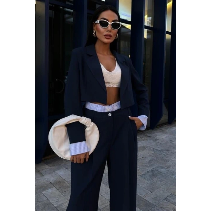 Garni Detaylı Crop Ceketli Takım 10075