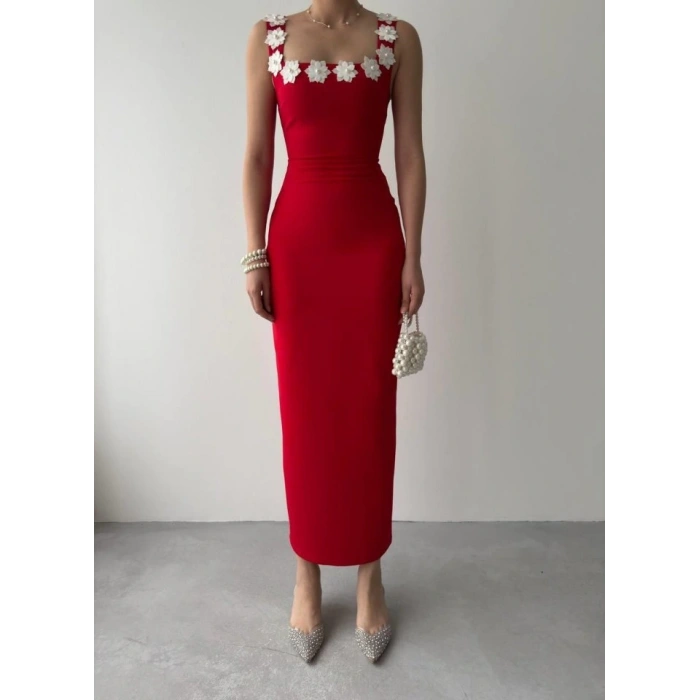 ıng Çiçek Detaylı Elbise