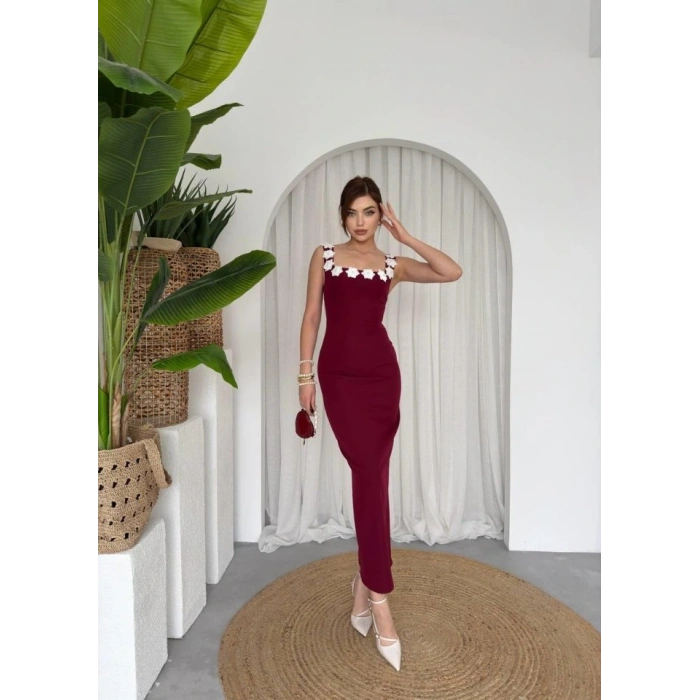 ıng Çiçek Detaylı Elbise