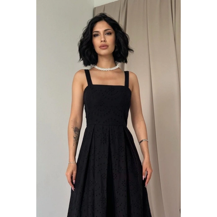 iyah Askılı Aparatlı Brode Elbise