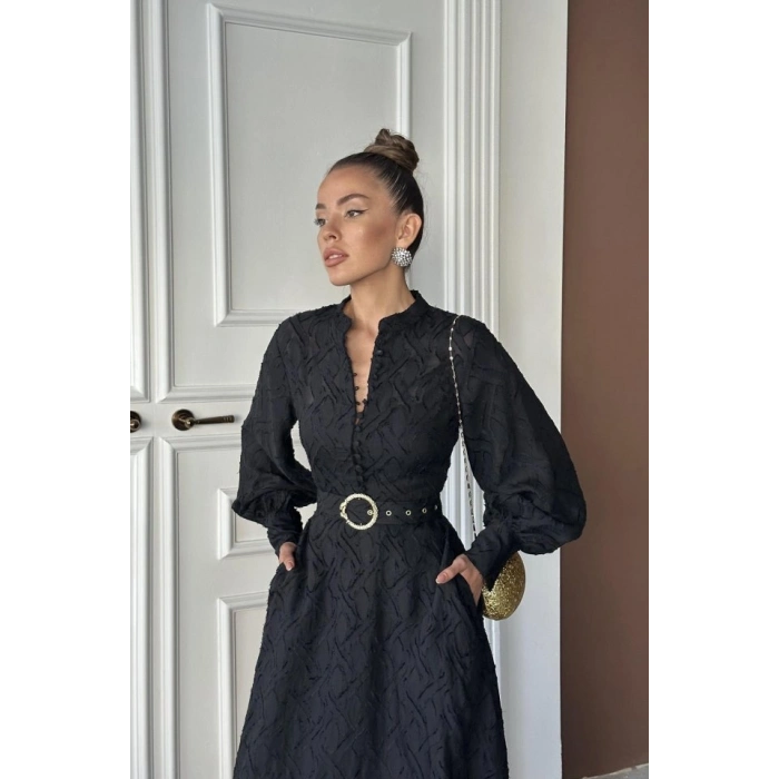 iyah Kemer Detaylı Uzun Elbise