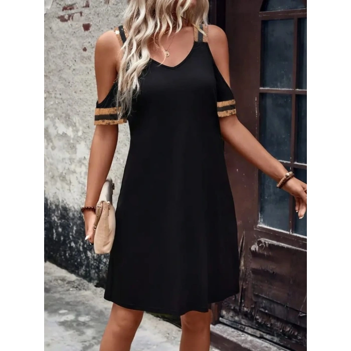 Kadın Askılı V Yakalı Omuzlardan Açık Kısa Viskon Elbise