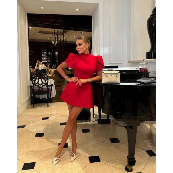 Kadın Atlas Kumaş Iç Astarlı Gizli Fermuarlı Inci Düğme Detaylı ini Elbise