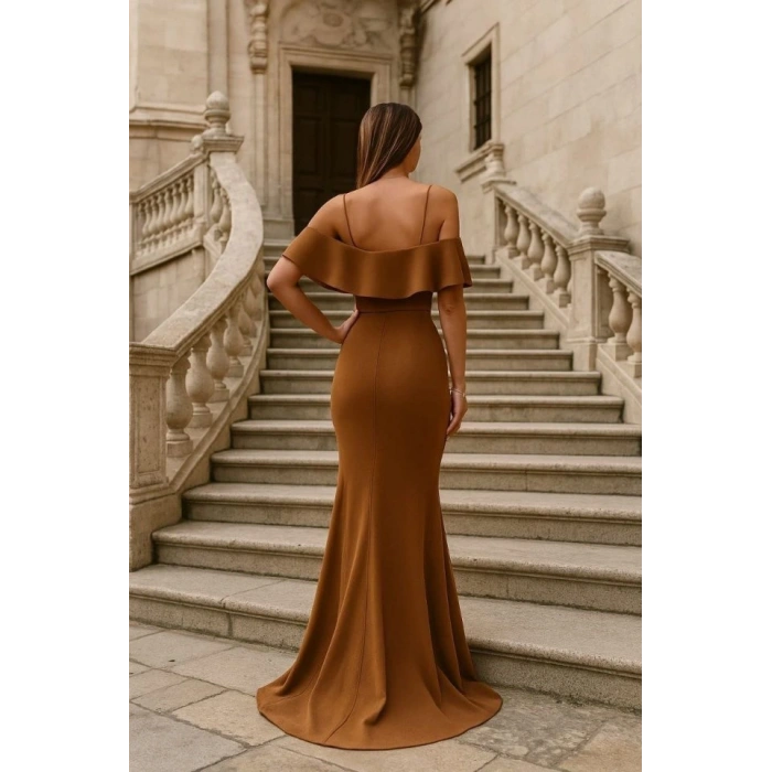 Kadın Dalgıç Krep Yırtmaç Detaylı Askılı Maxi Boy Elbise