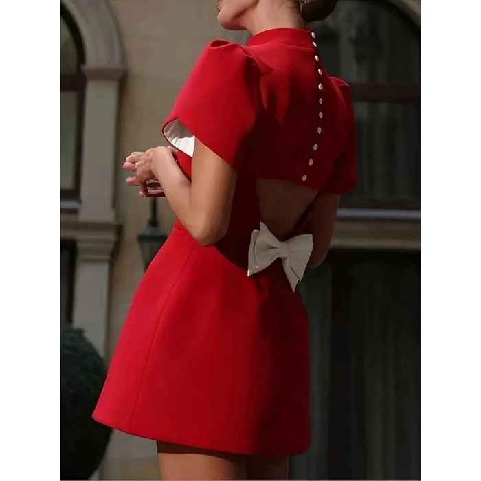 Kadın Kısa Kollu Balıkçı Yaka Arkadan Kelebek Dekolte Detaylı Kısa Atlas Elbise