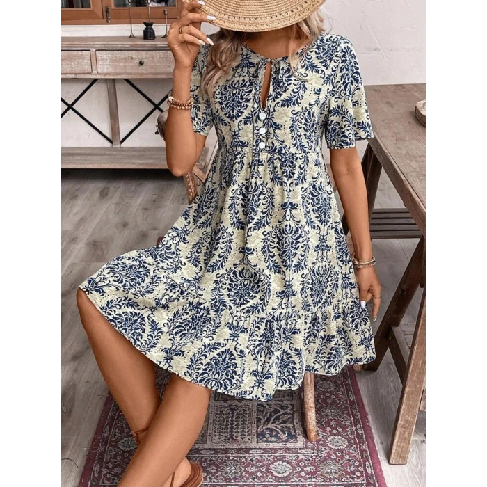 Kadın Kısa Kollu Yakadan Bağcıklı Desenli Fırfırlı Süprem Elbise