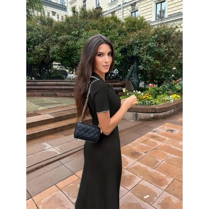 Kadın Kısa Kollu Yakalı önden Düğmeli Maxi Triko Elbise