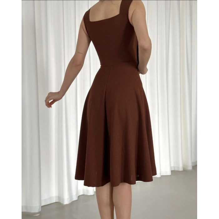 Kadın Krep Kumaş Askılı Kalp Yaka Düğme Detay idi Boy Elbise