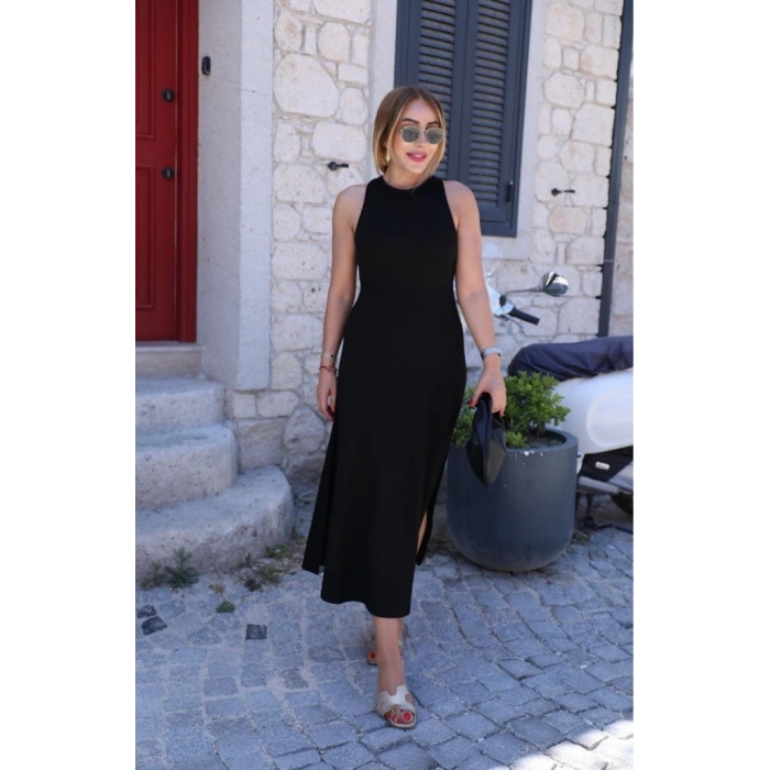 Kadın Omuzlardan Açık Arkadan Aksesuar Detaylı Yırtmaçlı Janjan Krep Elbise