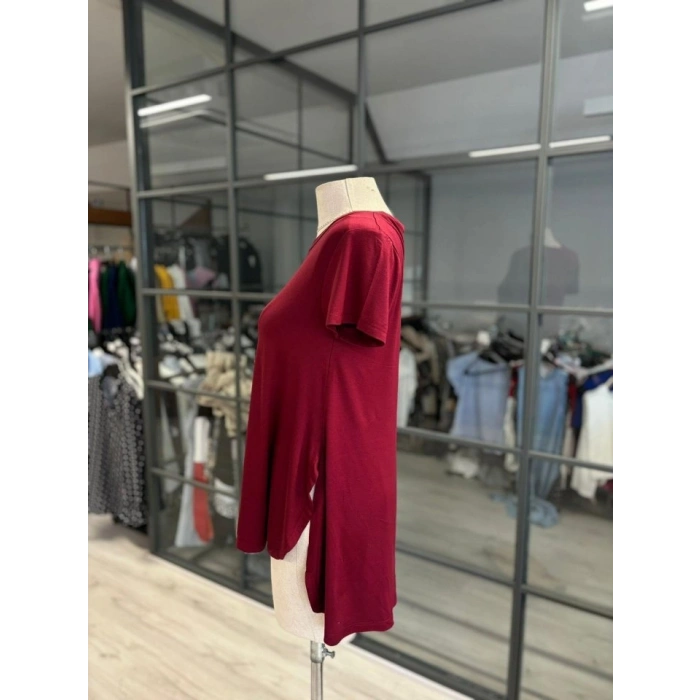 Kadın Türlü Viskon Kumaş Yırtmaç Detaylı Bluz