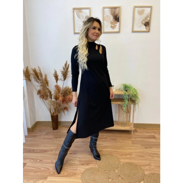 Kadın Uzun Kollu Balıkçı Yaka Omuzda Damla Detaylı Yırtmaçlı Krep Midi Elbise