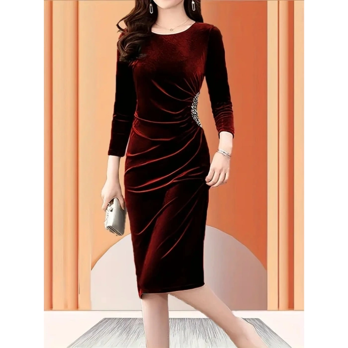 Kadın Uzun Kollu Bot Yaka Yanı Taş Detaylı Midi Kadife Elbise