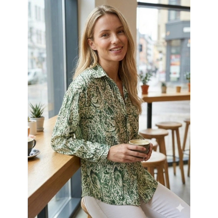 Kadın Uzun Kollu Dalgalı Desen Baskılı Gömlek