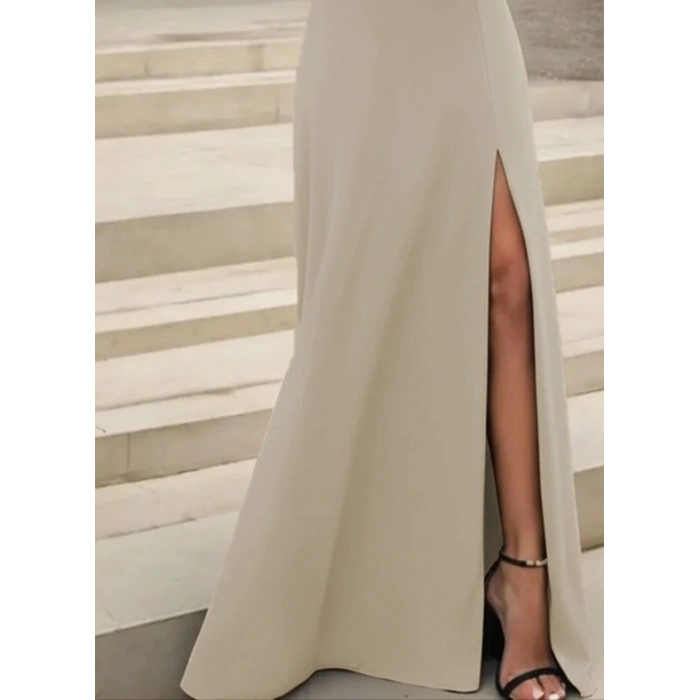 Kadın Uzun Kollu Madonna Yakalı Yırtmaç Detaylı Uzun Ithal Krep Elbise