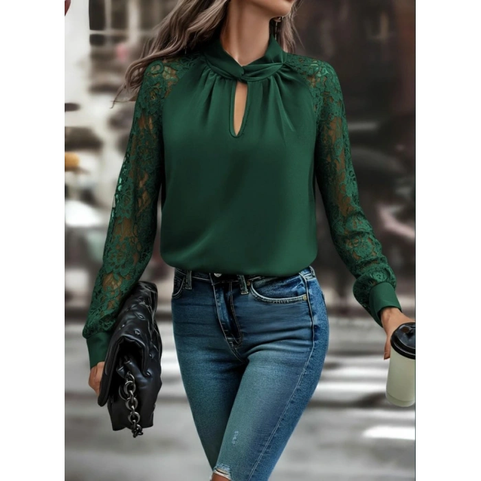 Kadın Uzun Kollu Yaka Düğme Detay Güpürlü Kol Krep Bluz