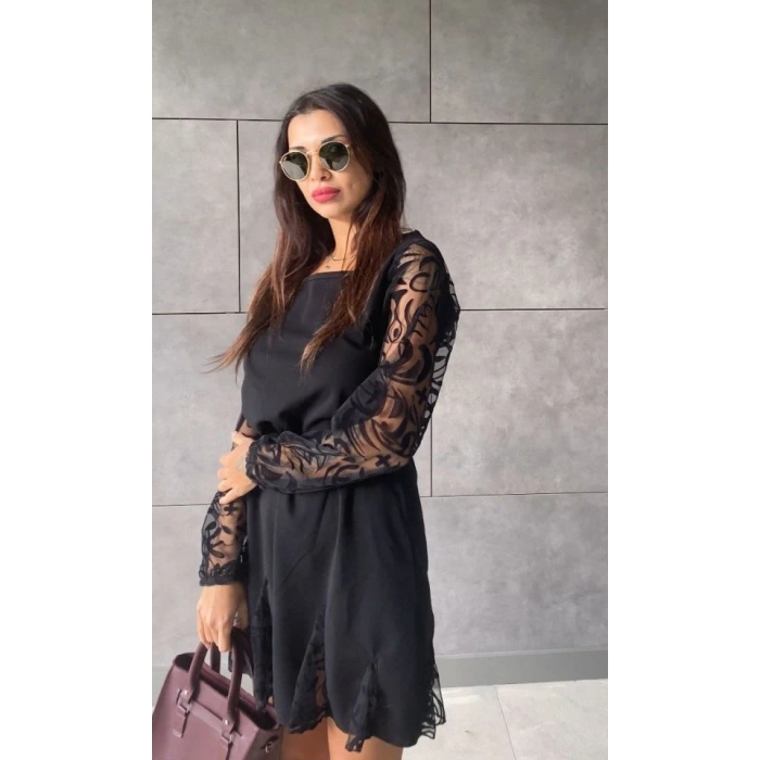 Kadın Uzun Kollu Yuvarlak Yaka Kol Ve Etek Ucu Dantelli Kısa Ithal Krep Elbise