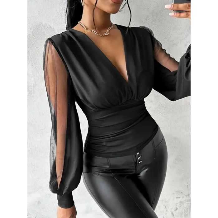 Kadın Uzun Yırtmaç Tül Detaylı Derin V Yakalı Sandy Bluz