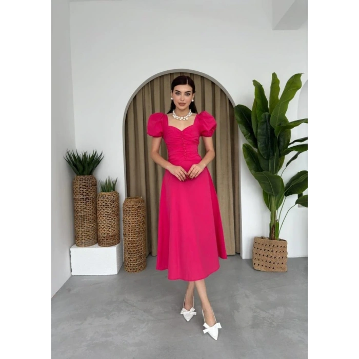 Kare Yaka Düğmeli Elbise