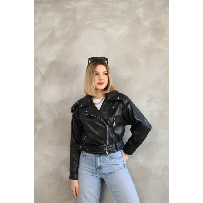 Kemerli Crop Deri Oversize Kadın Yeni Sezon Ceket