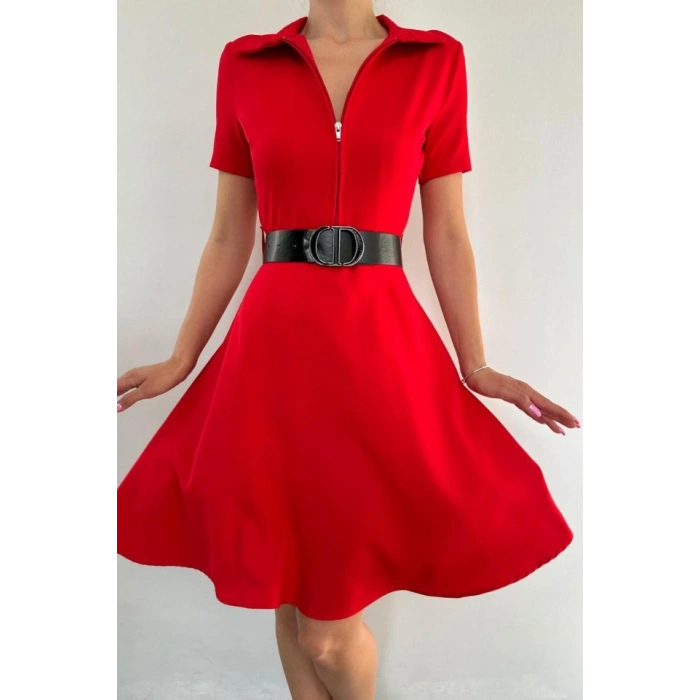 Kırmızı Kemerli Spor Elbise