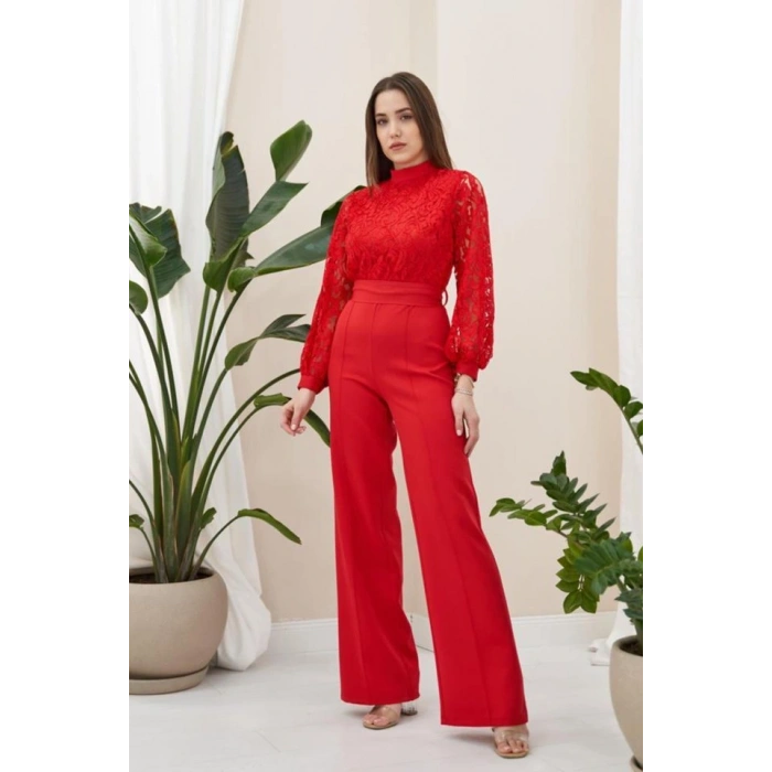 Kırmızı Üstü Dantel Tulum