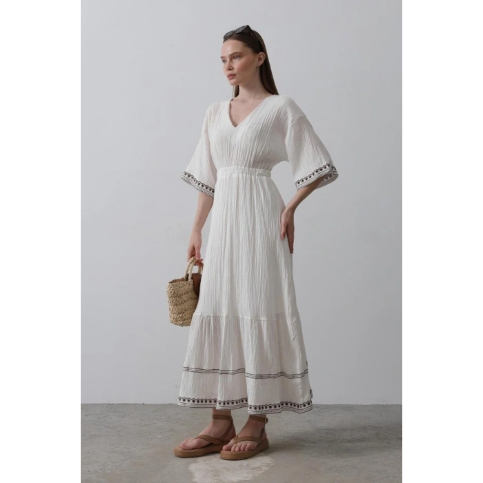 KolEtekNakışlıElbise  Beyaz