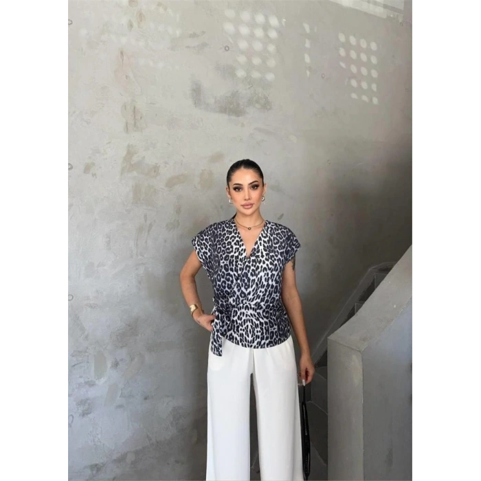 LEOPAR DEEN YANDAN BAĞLAA DETAYLI BLUZ  Gri