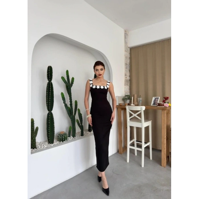 Mıng Çiçek Detaylı Elbise