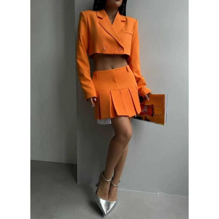 Pileli Etek Crop Ceket Takım