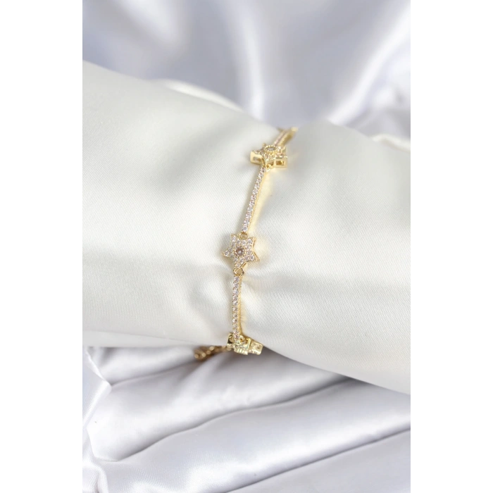 Pirinç Gold Renk Yıldız Model Kadın Bileklik