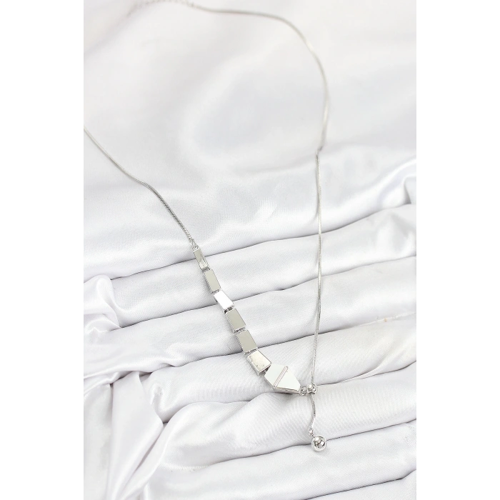 Pirinç Yılan Model Gümüş Renk Asansörlü Kadın Kolye