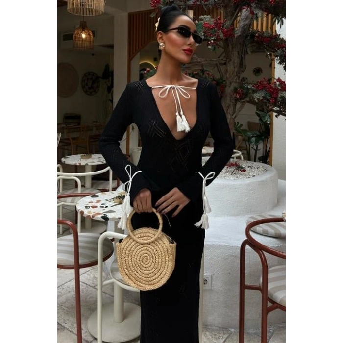 Püskül Bağcık Detaylı V Yaka Ajurlu Elbise 2850