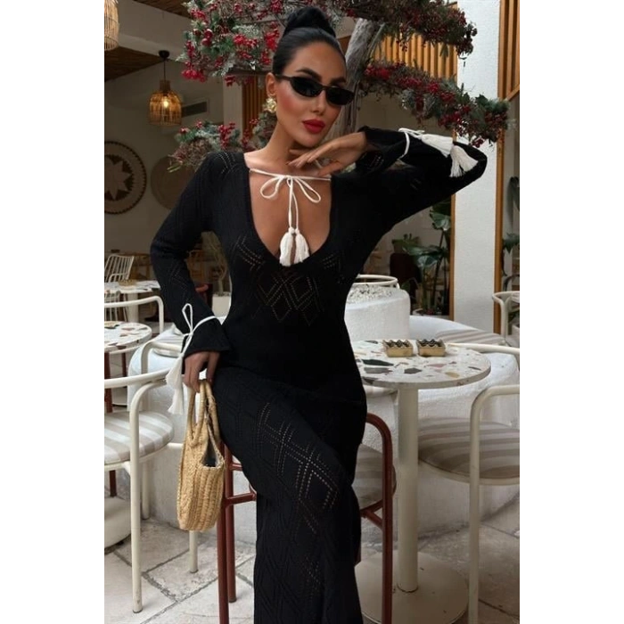 Püskül Bağcık Detaylı V Yaka Ajurlu Elbise 2850