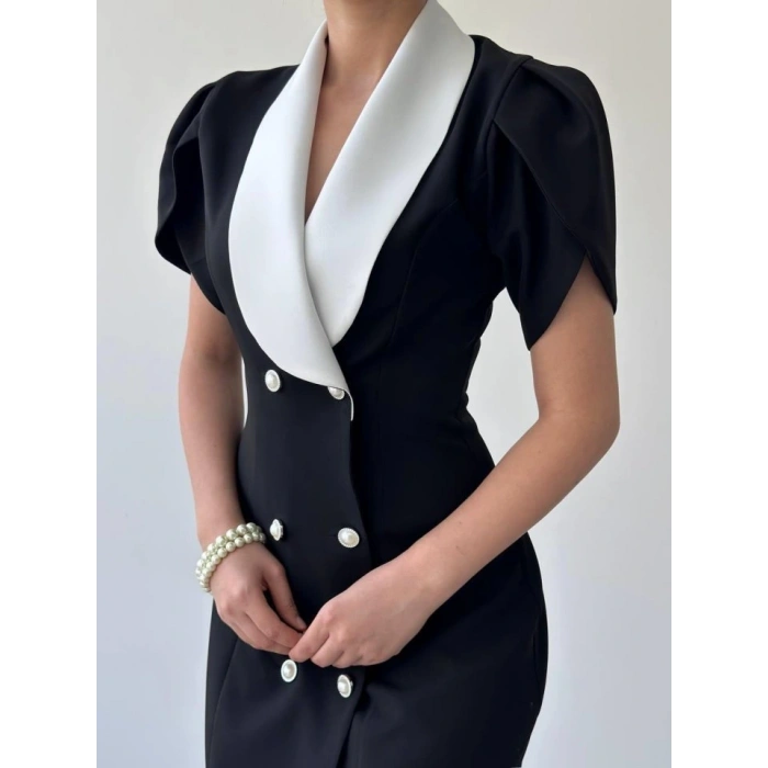 Reta Düğme Detaylı Elbise