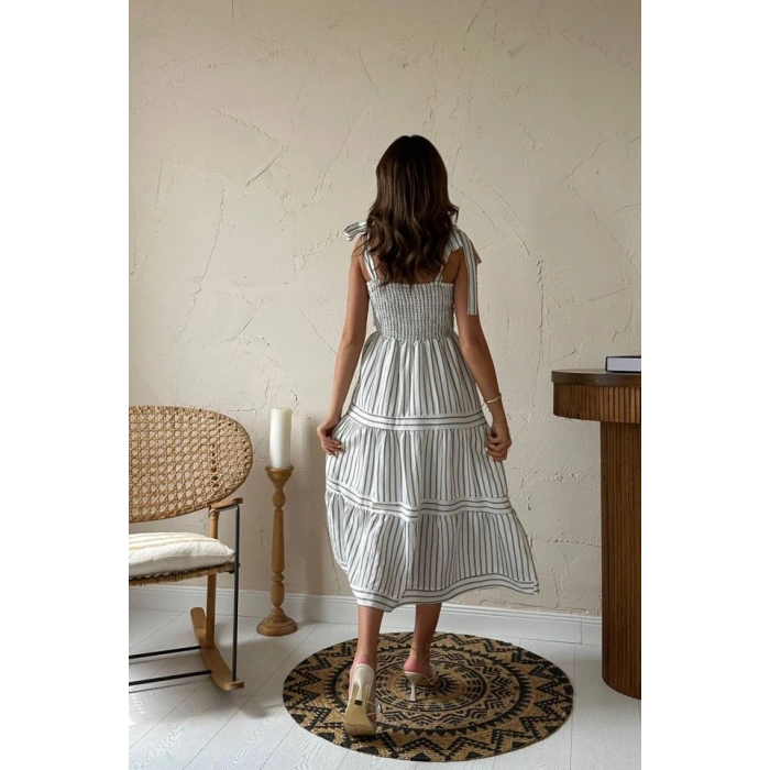 Siyah Omuzdan Bağlamalı Çizgili Elbise