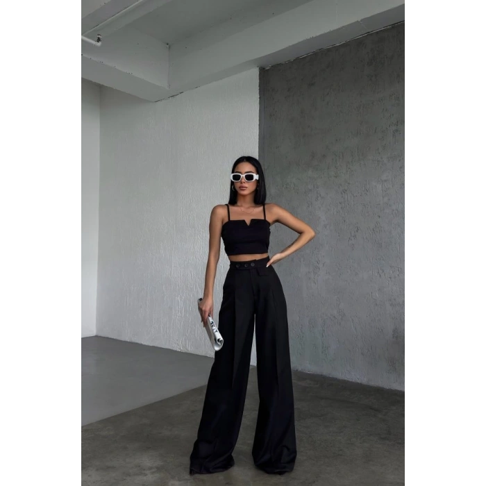 Üç Düğme Detayli Palazzo Pantolon