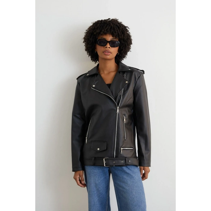 Uzun Deri Ceket Kadın Oversize Kesim Kemerli Model