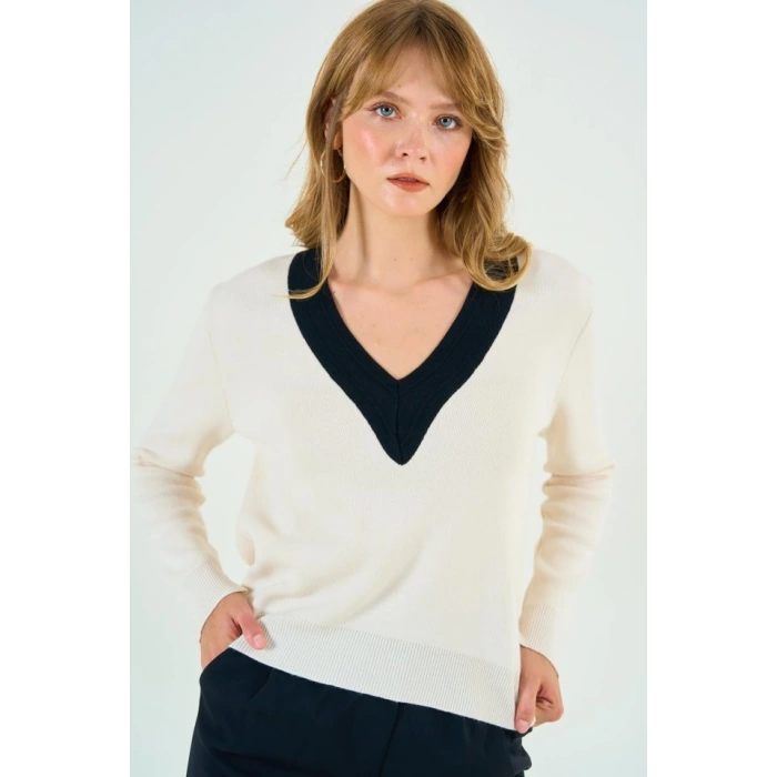 V Yaka Triko Kazak  KremSiyah