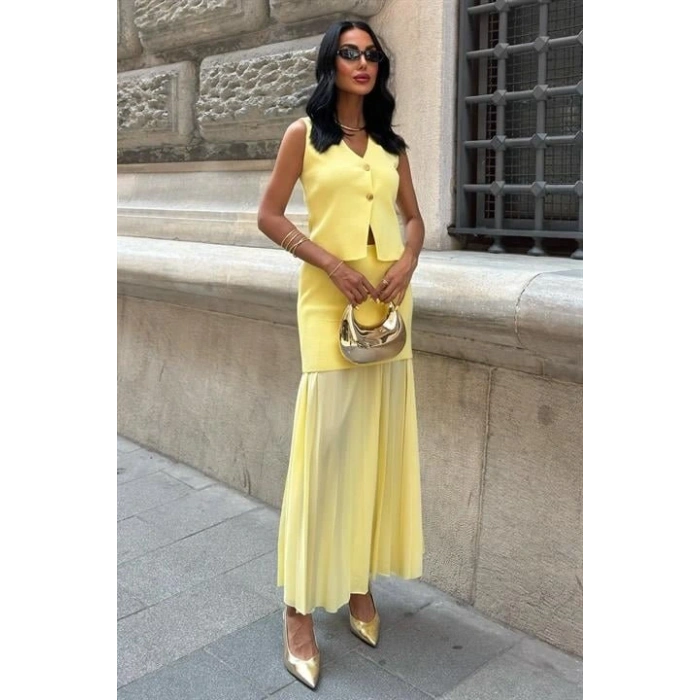 Yelekli Ve Pilise Etekli Triko Takım 10001