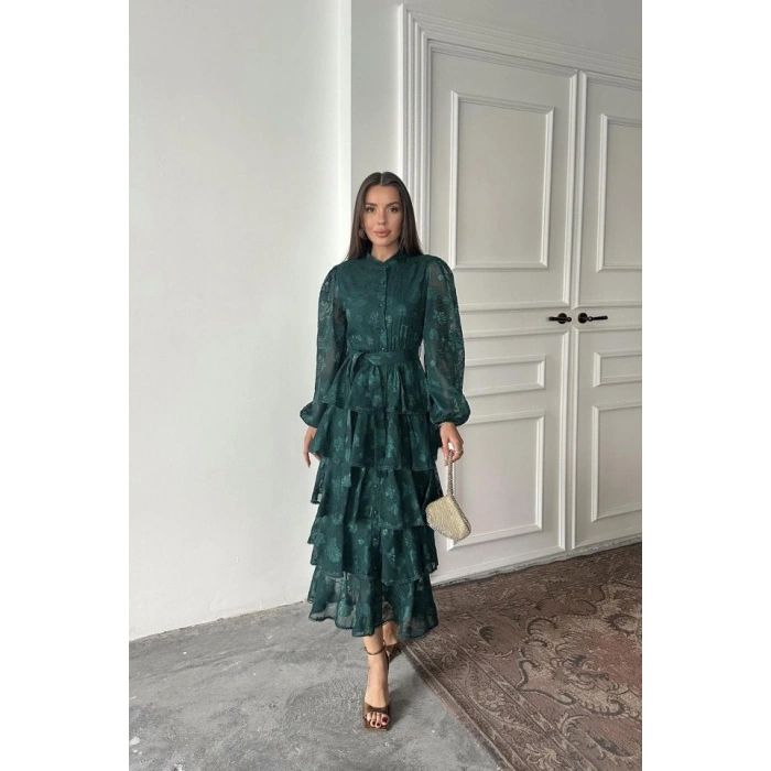 Zümrüt Valonlu Şeritli Kat Kat Elbise