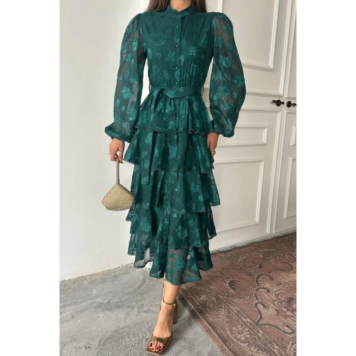 Zümrüt Valonlu Şeritli Kat Kat Elbise