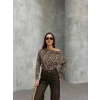 Kadın Leopar Desenli Düşük Omuzlu Bluz